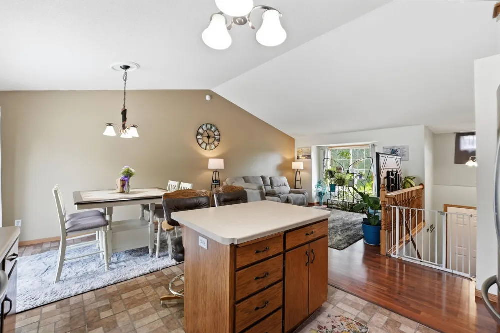 11249 Laura Circle Becker, MN 55308