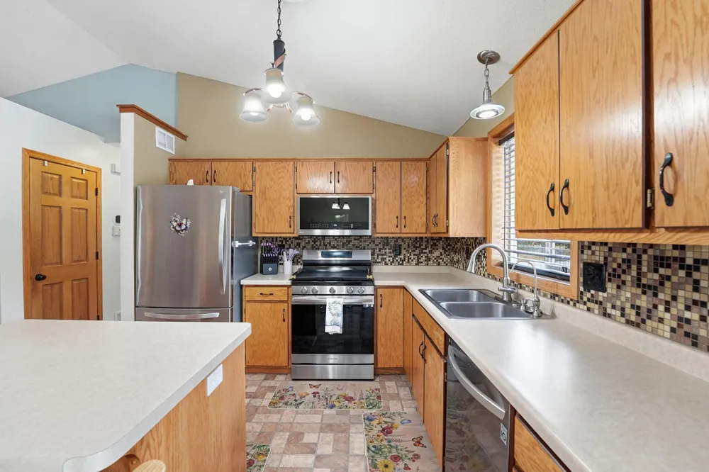 11249 Laura Circle Becker, MN 55308