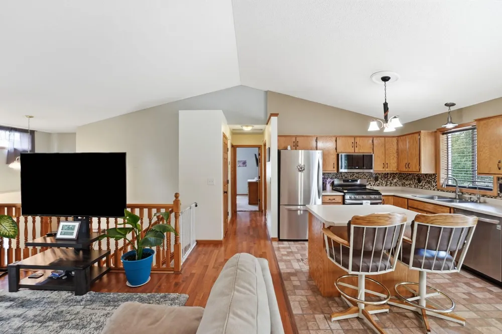 11249 Laura Circle Becker, MN 55308