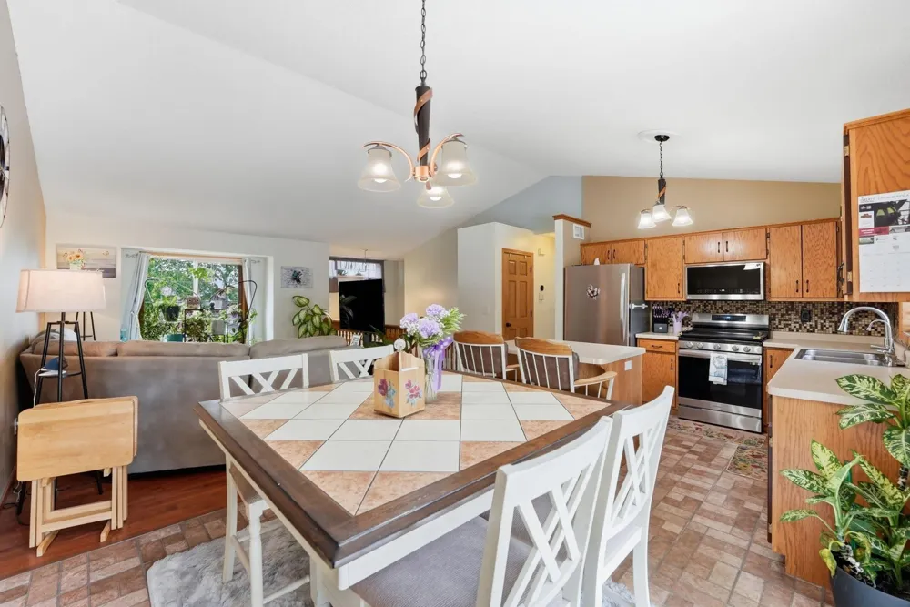 11249 Laura Circle Becker, MN 55308