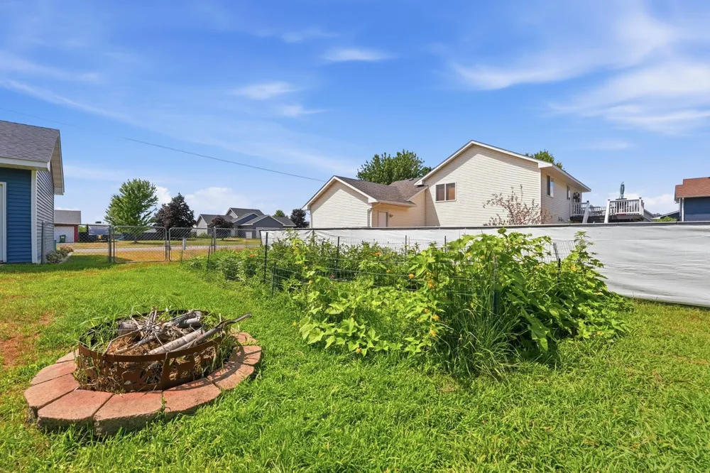 11249 Laura Circle Becker, MN 55308