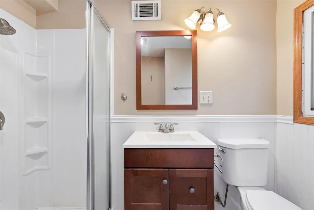 1721 Deerwood Drive Eagan, MN 55122