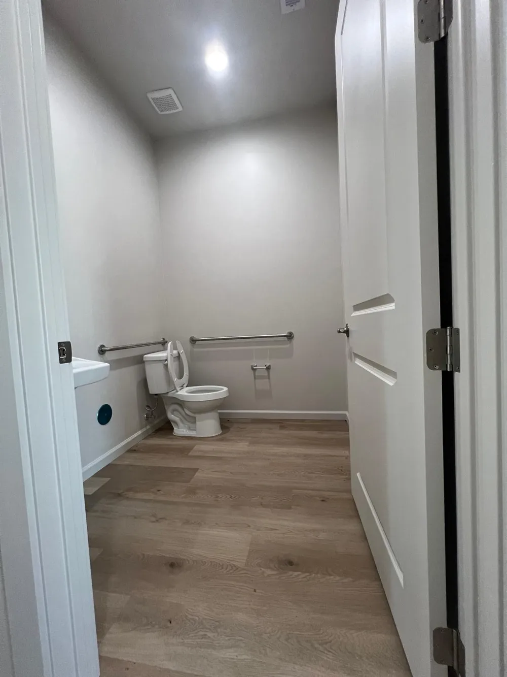701 Crystal Falls Parkway #140 & 150 Leander, TX 78641