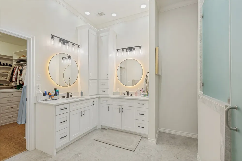 7 Queensview Court Dallas, TX 75225