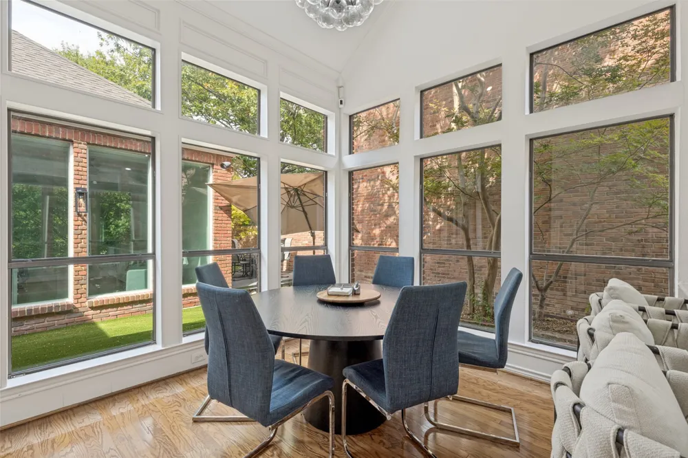 7 Queensview Court Dallas, TX 75225