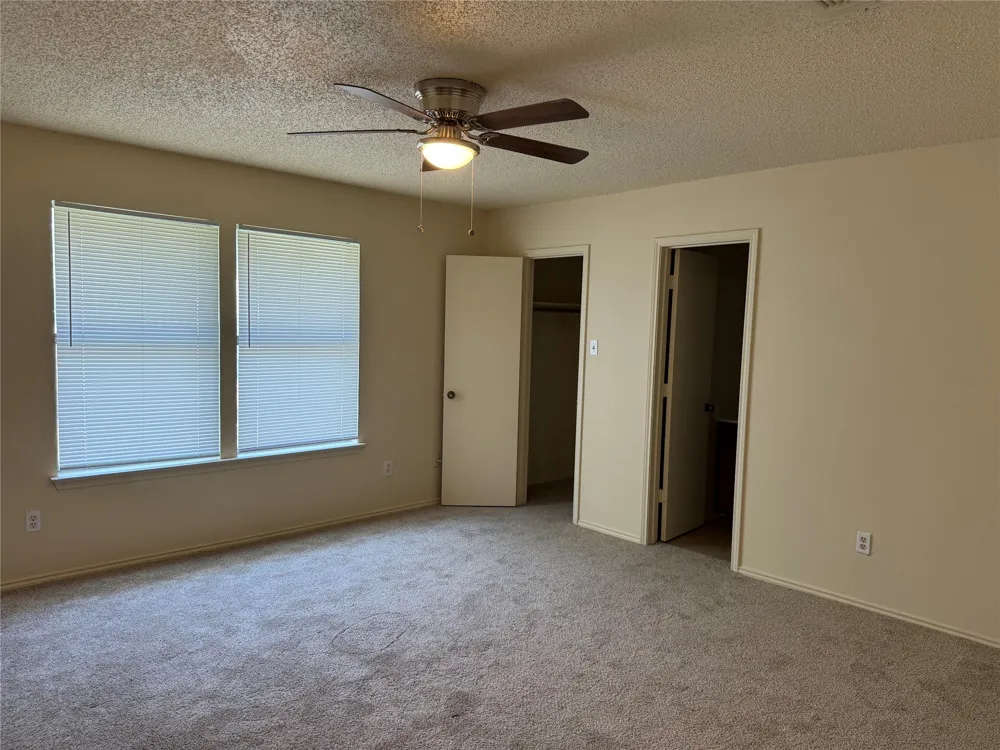 1008 Irene Street Burleson, TX 76028