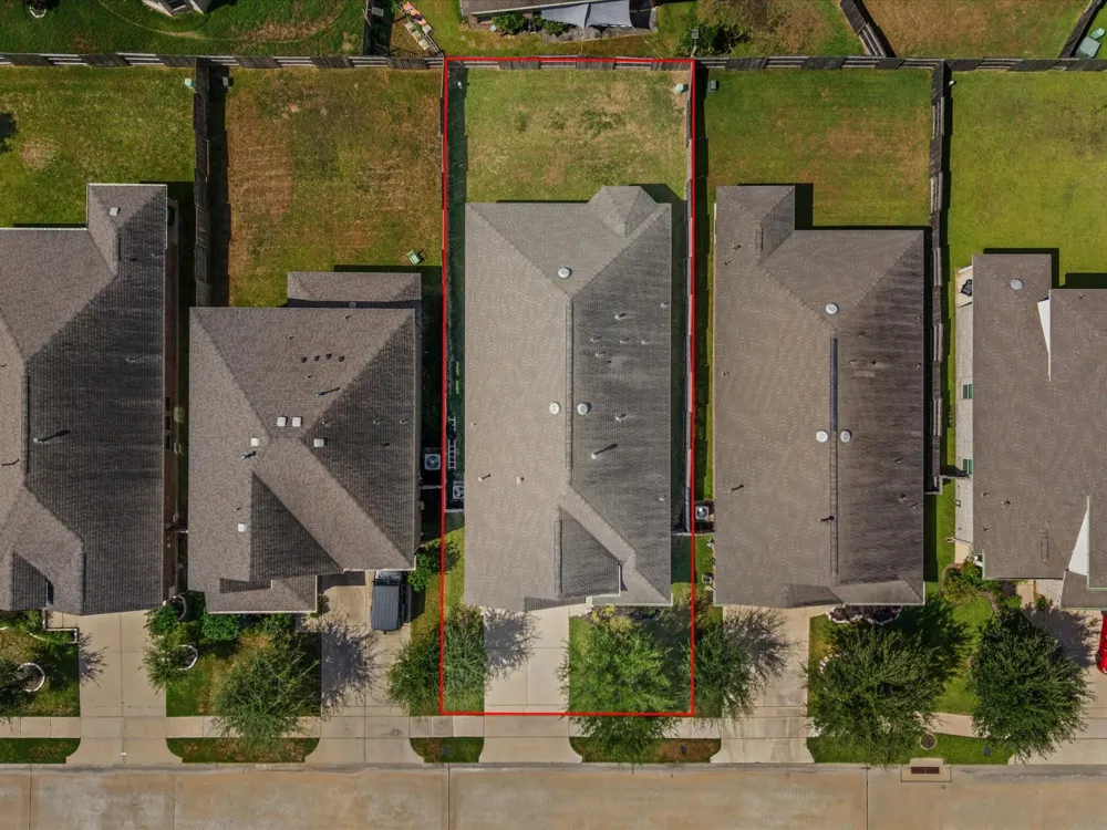 8915 English Manor Drive Cypress, TX 77433