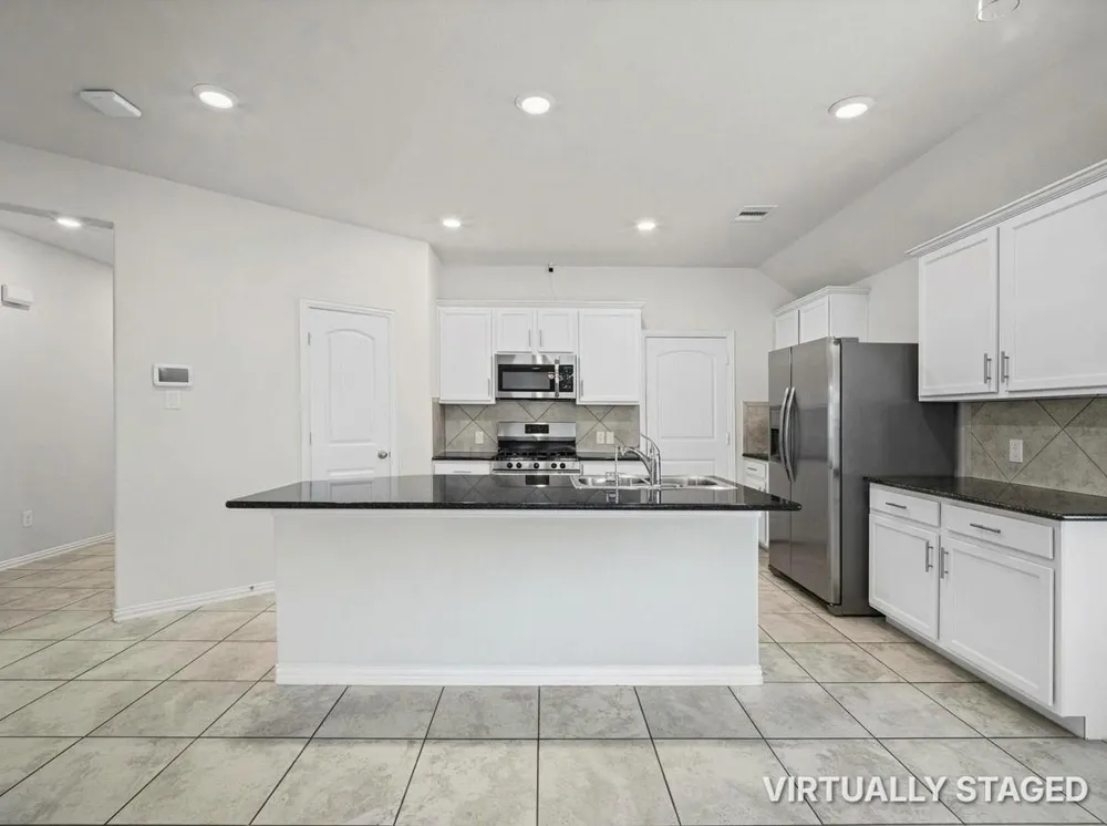8915 English Manor Drive Cypress, TX 77433