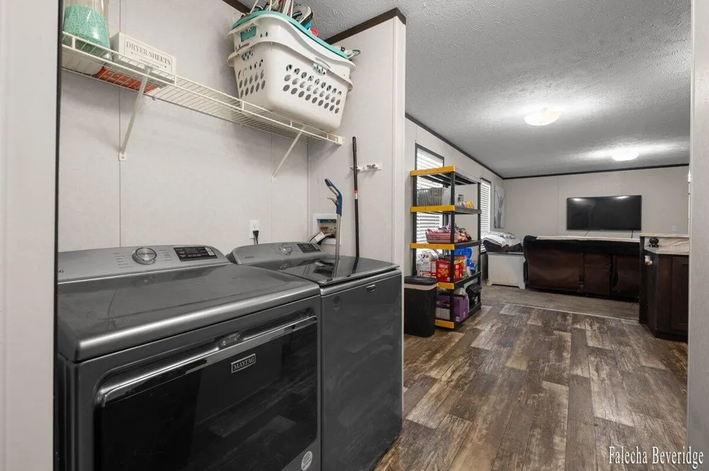 1281 E Pontaluna Road ##101 Norton Shores, MI 49456