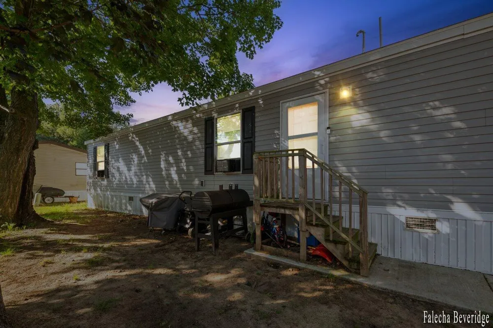 1281 E Pontaluna Road ##101 Norton Shores, MI 49456