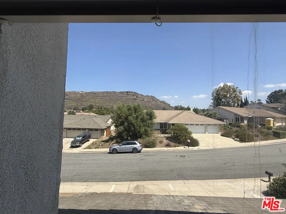 3117 Fort Courage Avenue Thousand Oaks, CA 91360