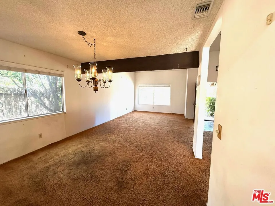 3117 Fort Courage Avenue Thousand Oaks, CA 91360