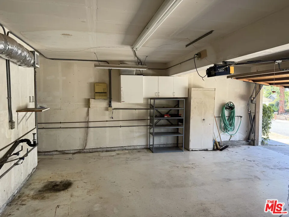 3117 Fort Courage Avenue Thousand Oaks, CA 91360