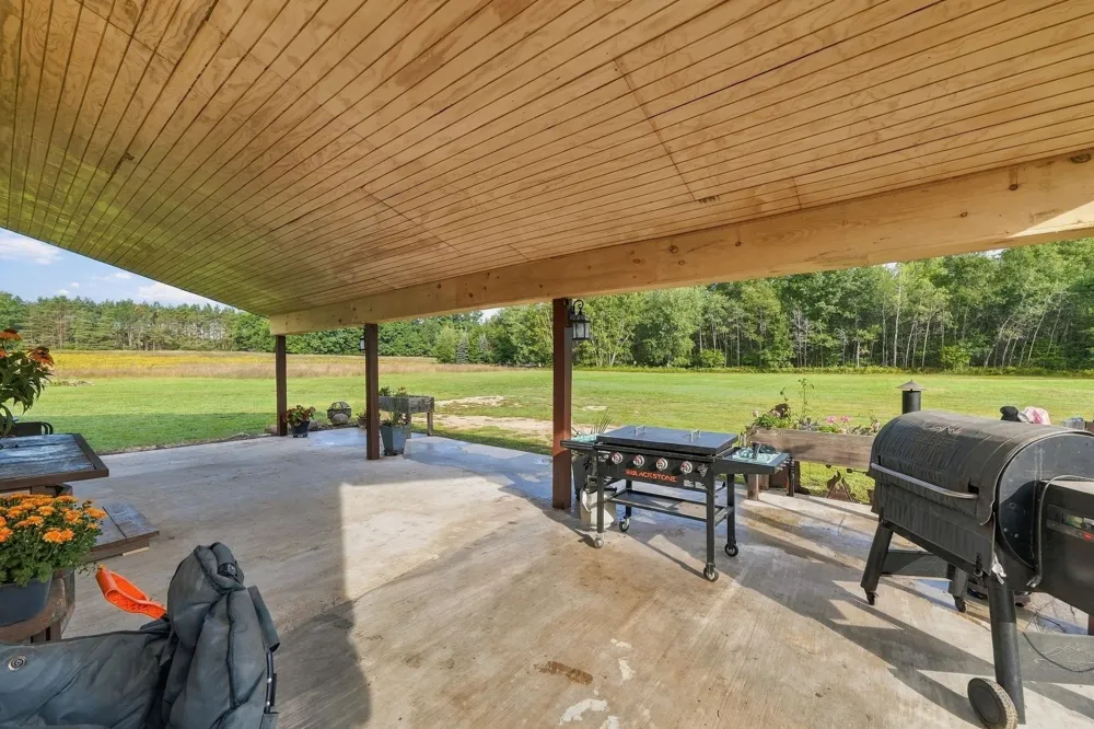 17181 10th Avenue Middle Branch Township, MI 49665