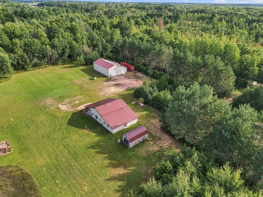 17181 10th Avenue Middle Branch Township, MI 49665