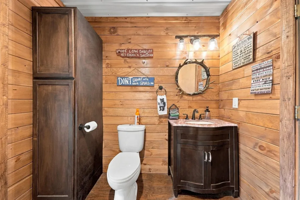 17181 10th Avenue Middle Branch Township, MI 49665