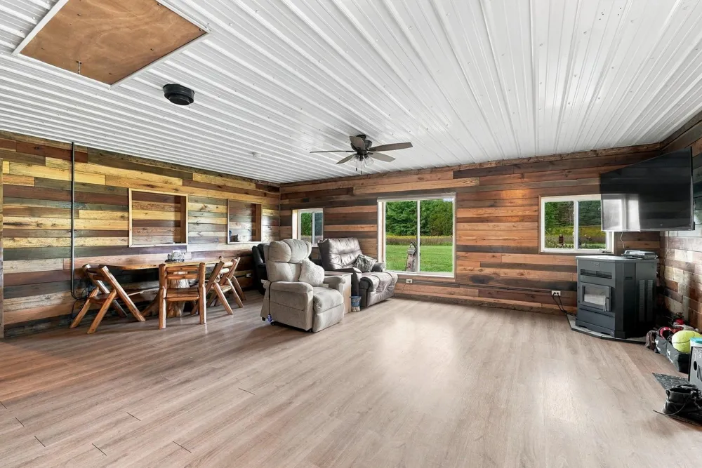 17181 10th Avenue Middle Branch Township, MI 49665