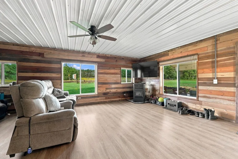 17181 10th Avenue Middle Branch Township, MI 49665