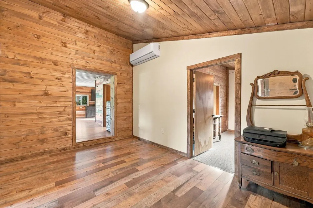 17181 10th Avenue Middle Branch Township, MI 49665