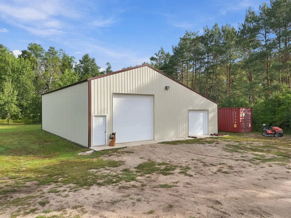 17181 10th Avenue Middle Branch Township, MI 49665