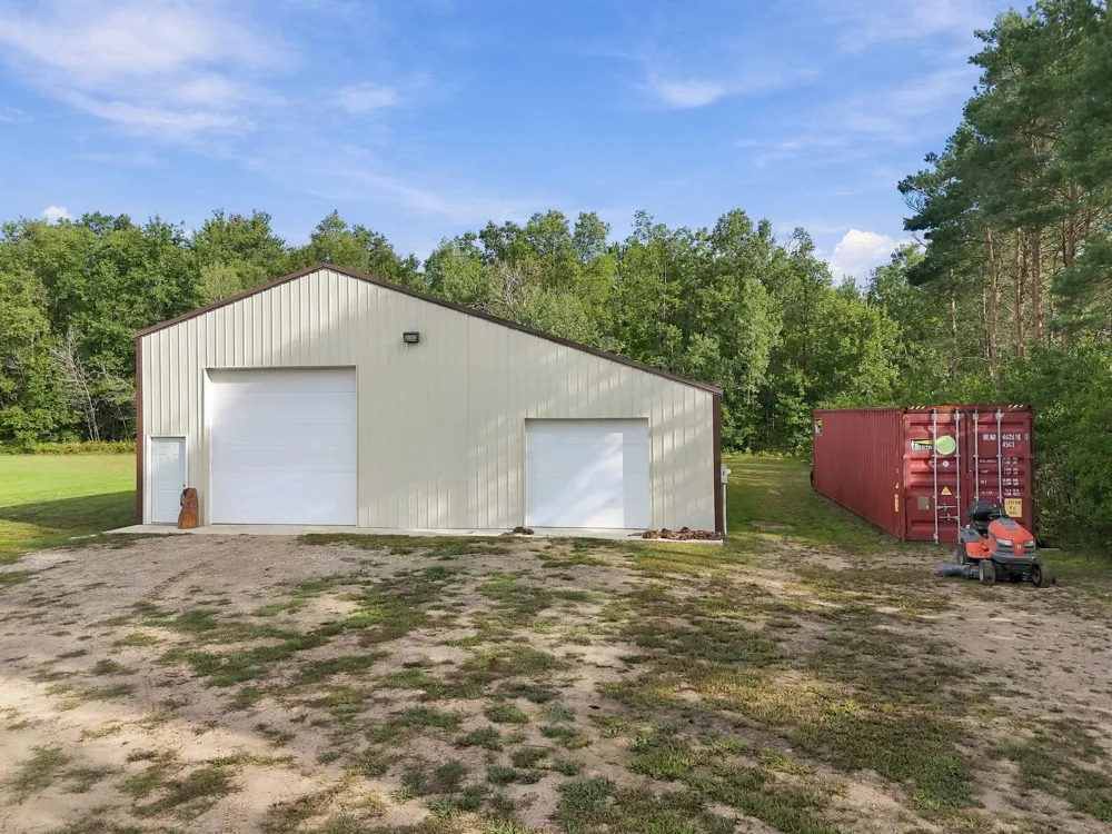 17181 10th Avenue Middle Branch Township, MI 49665