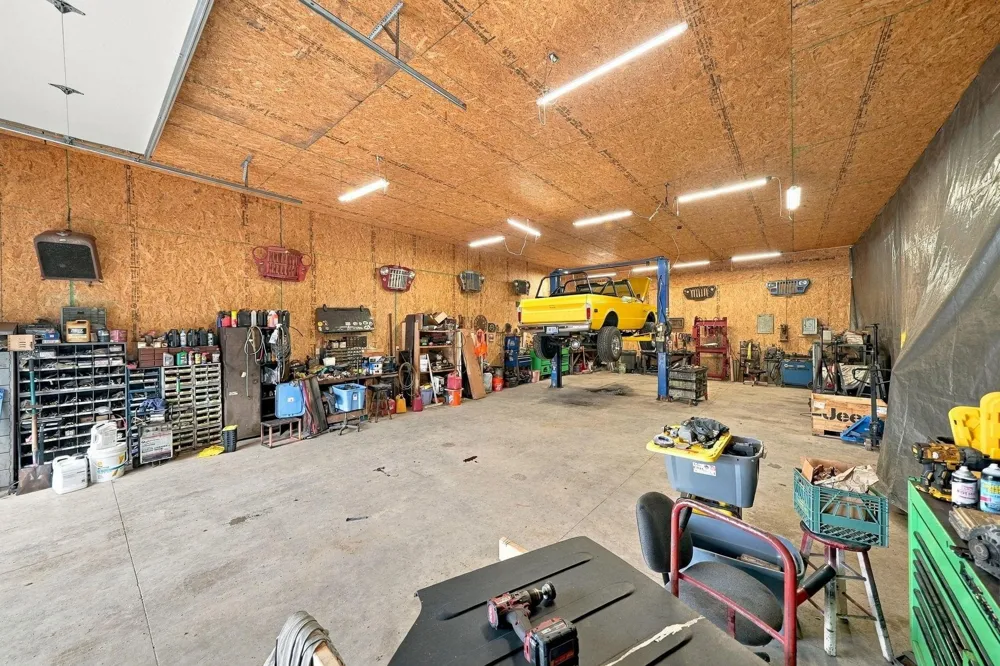 17181 10th Avenue Middle Branch Township, MI 49665