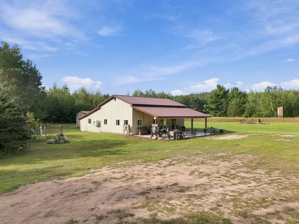 17181 10th Avenue Middle Branch Township, MI 49665