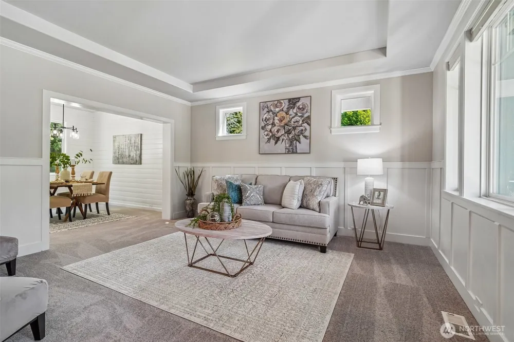 7333 N Creek Loop Gig Harbor, WA 98335