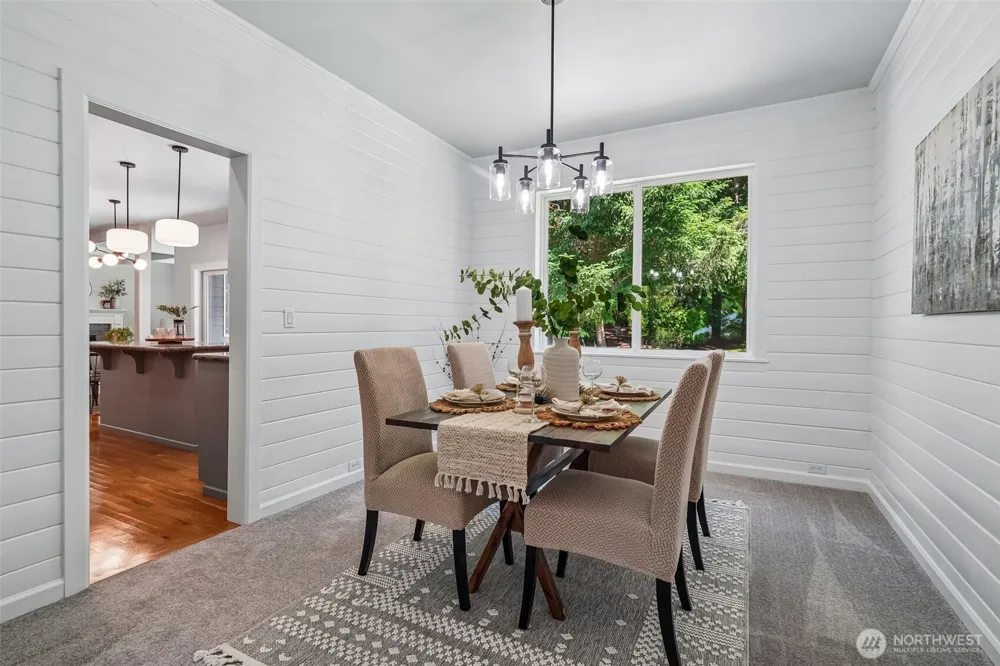 7333 N Creek Loop Gig Harbor, WA 98335