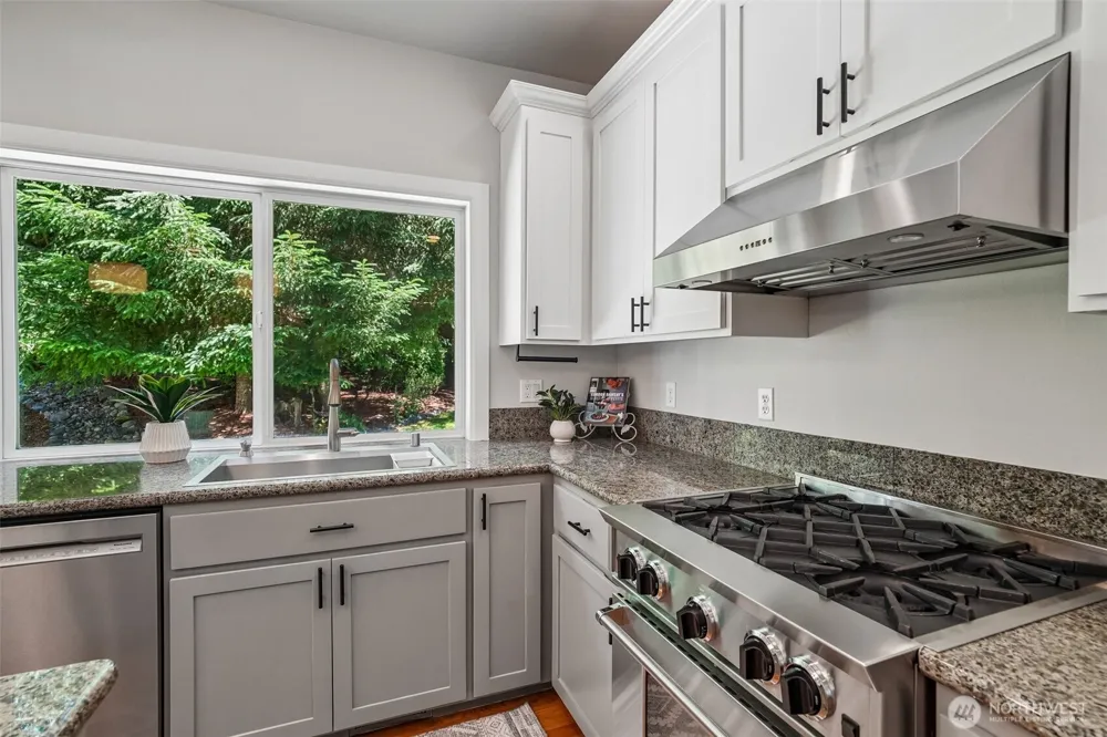 7333 N Creek Loop Gig Harbor, WA 98335