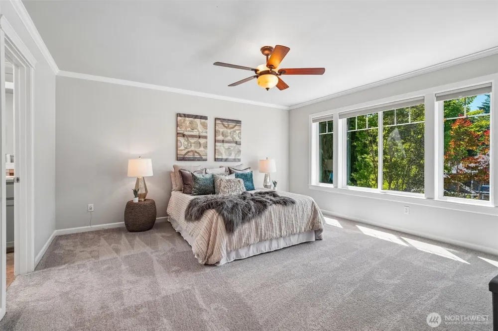 7333 N Creek Loop Gig Harbor, WA 98335