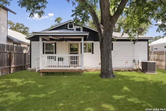 2018 KATY ST New Braunfels, TX 78130