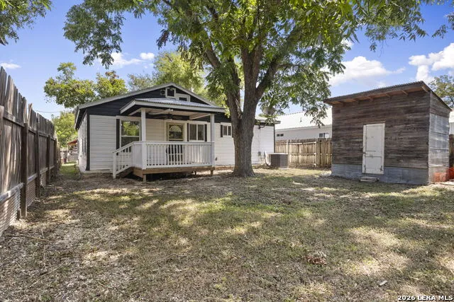 2018 KATY ST New Braunfels, TX 78130