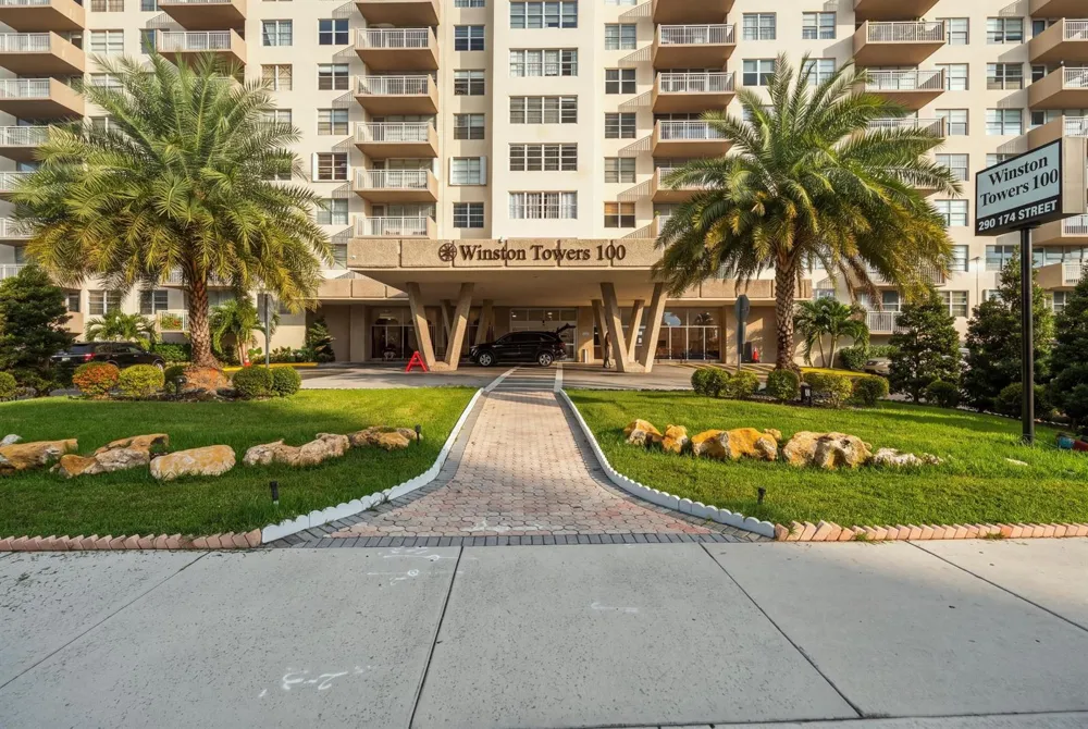 250 174TH STREET #1719 Sunny Isles Beach, FL 33160
