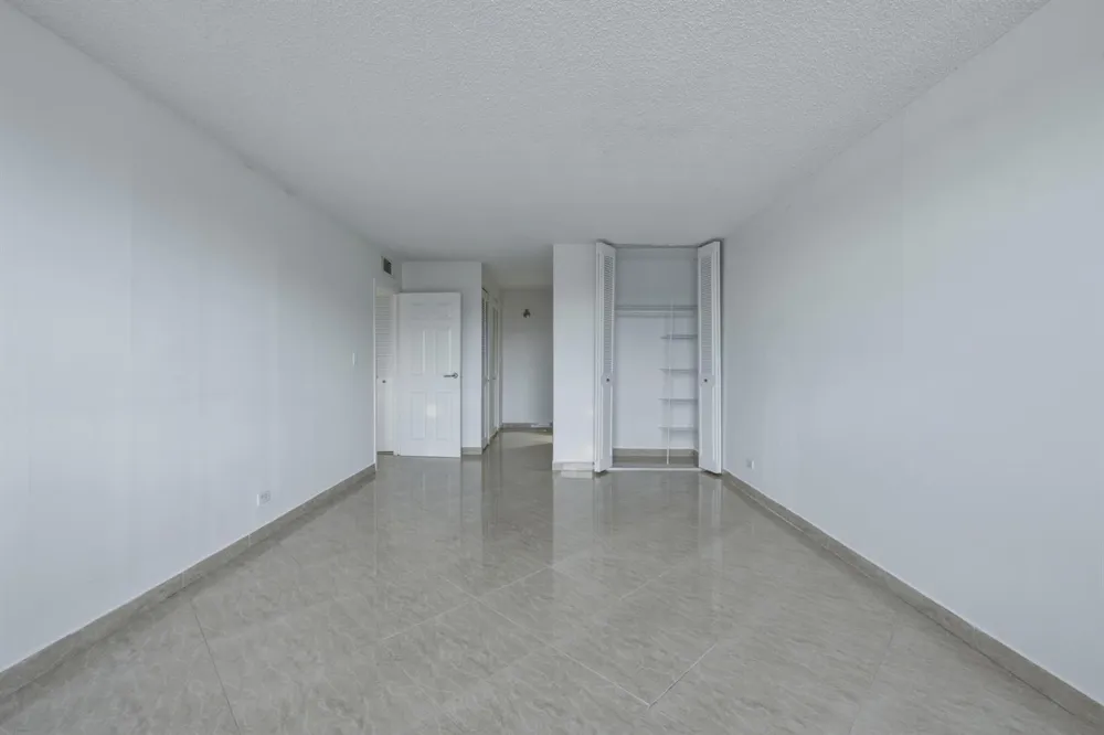250 174TH STREET #1719 Sunny Isles Beach, FL 33160