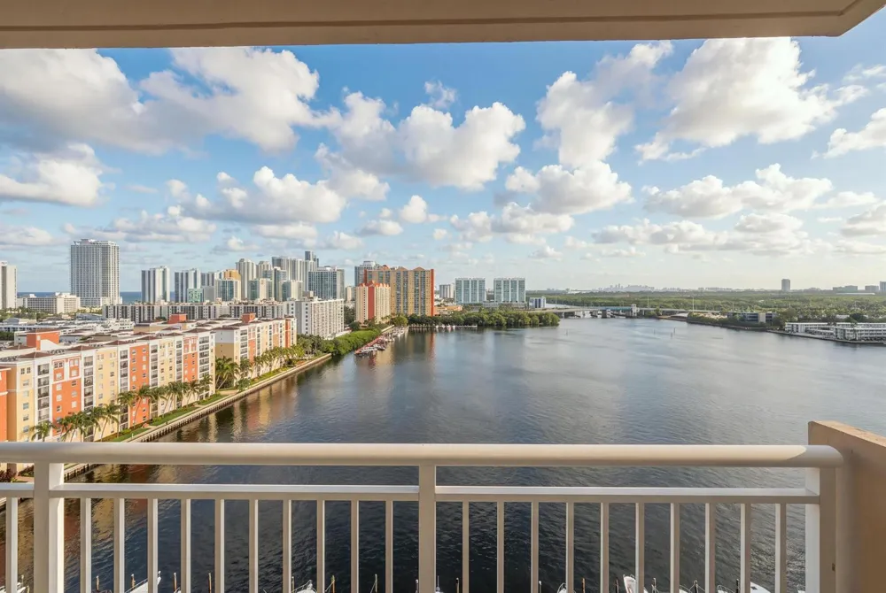 250 174TH STREET #1719 Sunny Isles Beach, FL 33160