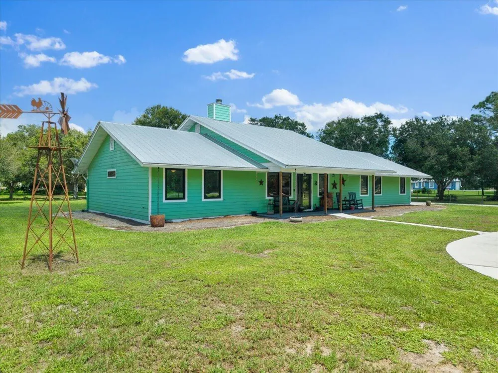 10880 Heil Road Fort Pierce, FL 34945