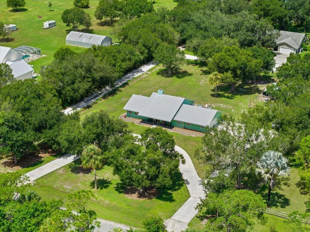10880 Heil Road Fort Pierce, FL 34945