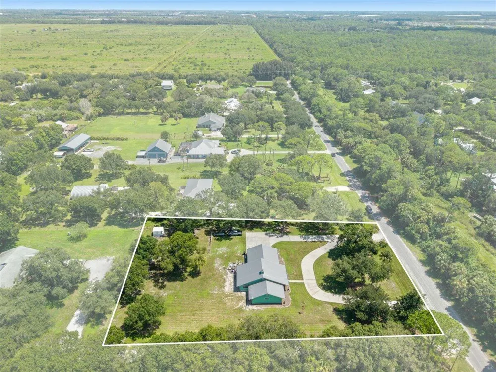 10880 Heil Road Fort Pierce, FL 34945