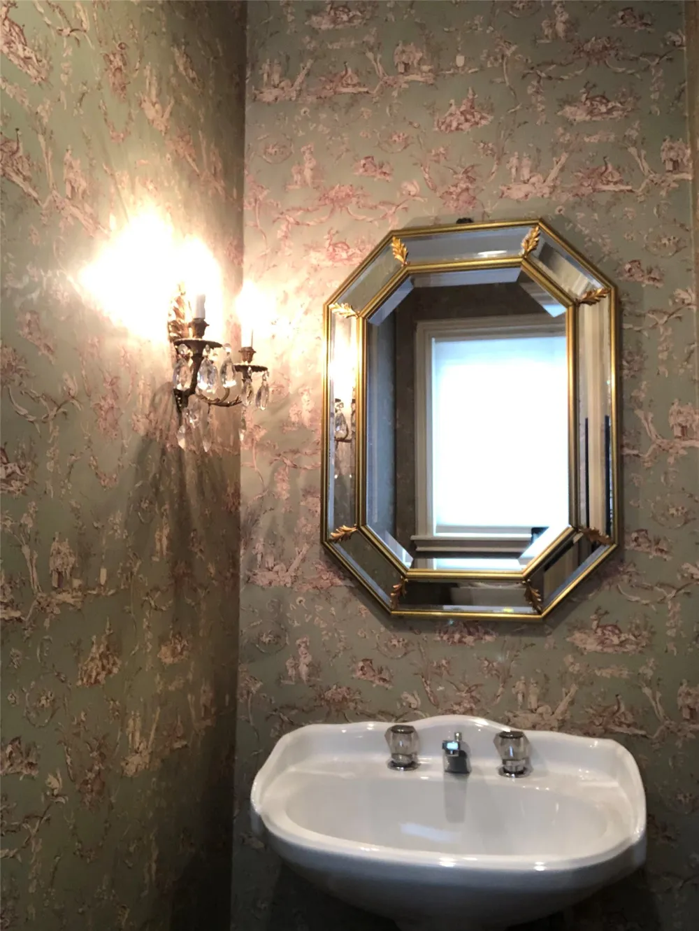 3125 S Zunis Avenue Tulsa, OK 74105