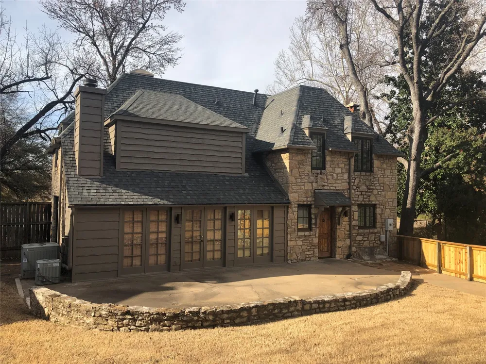 3125 S Zunis Avenue Tulsa, OK 74105