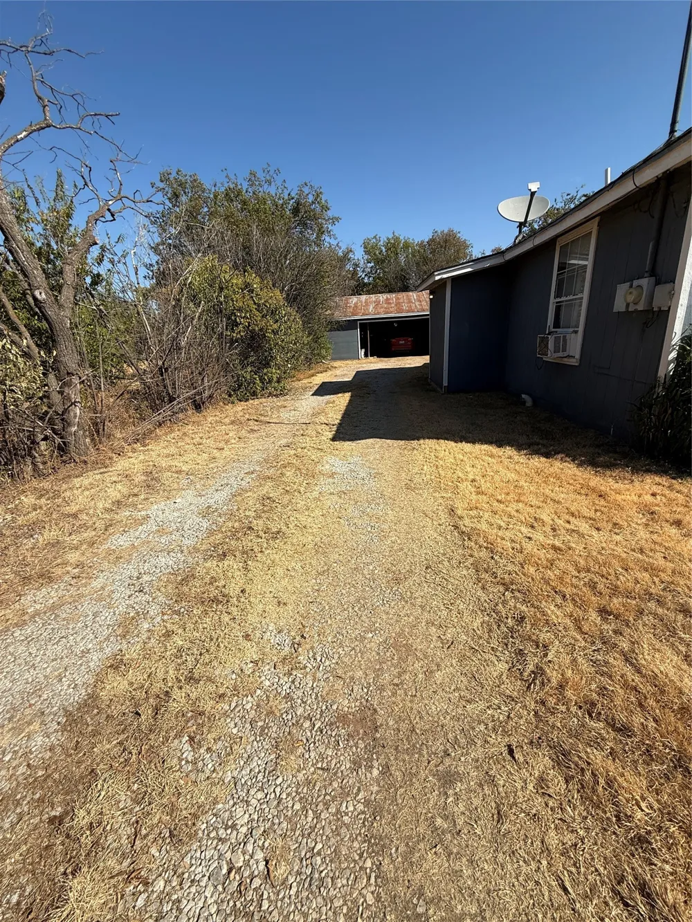 904 Cottonwood Coleman, TX 76834