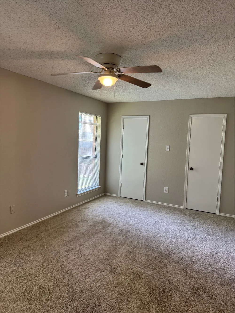 1010 Irene Street Burleson, TX 76028