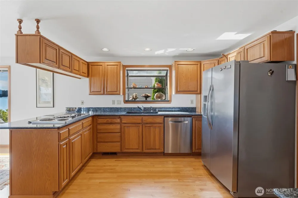 561 E Rauschert Road Grapeview, WA 98546