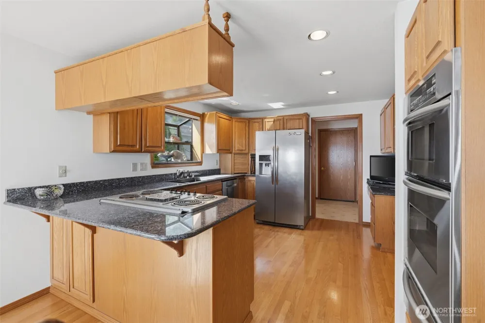 561 E Rauschert Road Grapeview, WA 98546