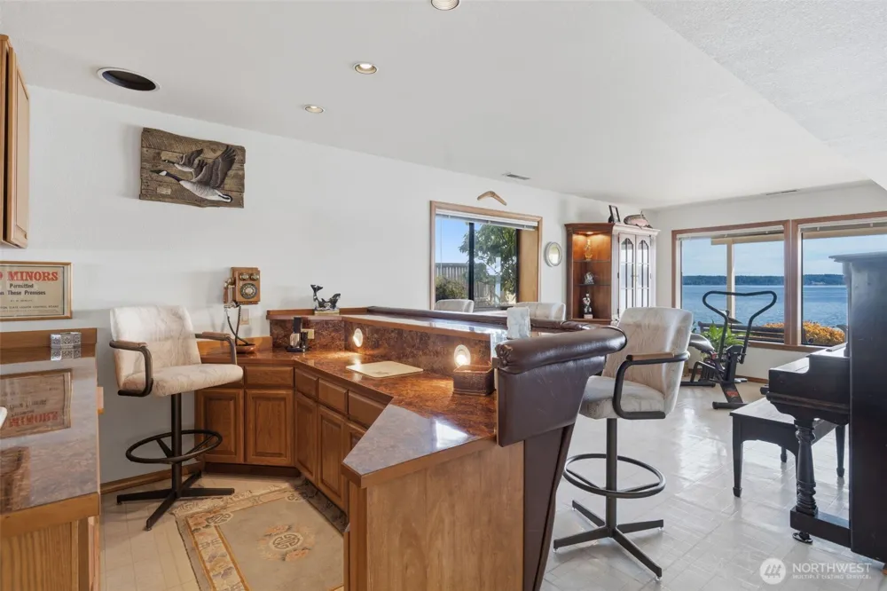 561 E Rauschert Road Grapeview, WA 98546
