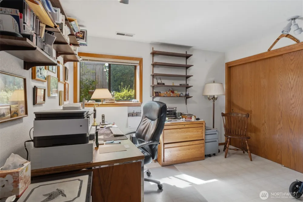 561 E Rauschert Road Grapeview, WA 98546