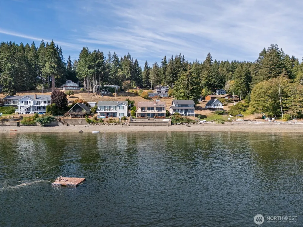 561 E Rauschert Road Grapeview, WA 98546