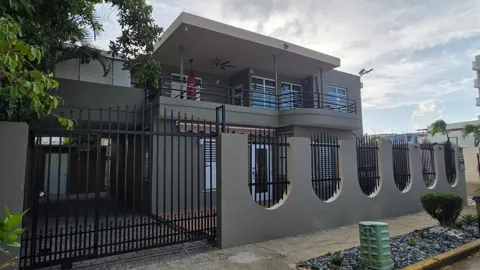 108 DONCELLA STREET