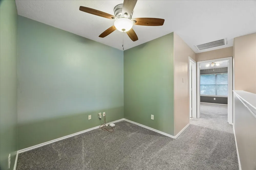 341 Capella Oaks Lane Dickinson, TX 77539